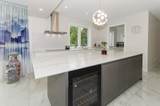 2010 Queens Avenue - Photo 11