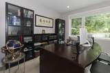 2010 Queens Avenue - Photo 17
