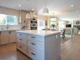5379 Rawlins Crescent - Photo 9