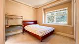 260 63rd Avenue - Photo 25