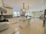 7371 Sunnymede Crescent - Photo 12