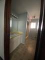 15855 Vine Avenue - Photo 3