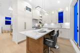 4990 Sherbrooke Street - Photo 15