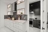 11376 Royal Crescent - Photo 12