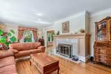 3439 Cedar Crescent - Photo 4