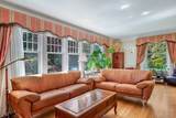 3439 Cedar Crescent - Photo 5