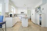 885 165 Street - Photo 12