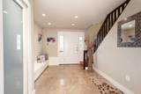 521 Chapman Avenue - Photo 2