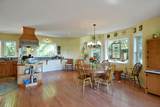 8852 Redrooffs Road - Photo 9