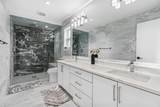 2077 Oakridge Crescent - Photo 25