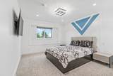 2077 Oakridge Crescent - Photo 26