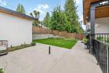 2077 Oakridge Crescent - Photo 33