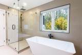 3385 Mamquam Road - Photo 19
