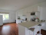 112 King Edward Avenue - Photo 8