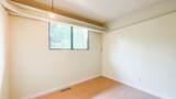 568 St. Andrews Place - Photo 31