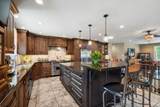 4523 Southridge Crescent - Photo 8