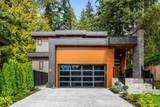 5673 Fairlight Crescent - Photo 2