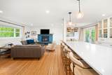 542 Dollarton Highway - Photo 14