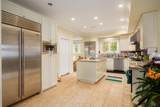 1678 Somerset Crescent - Photo 14