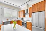 1016 Pender Street - Photo 18
