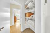 1016 Pender Street - Photo 32
