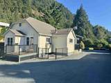 562 Lillooet Avenue - Photo 2