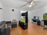 2086 Sherwood Crescent - Photo 8
