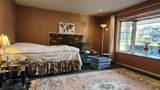 11400 Seafield Crescent - Photo 17