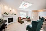 6064 Brooks Crescent - Photo 3