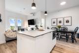 2493 Montrose Avenue - Photo 11