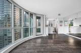 588 Broughton Street - Photo 12