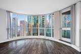 588 Broughton Street - Photo 15