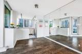 588 Broughton Street - Photo 17