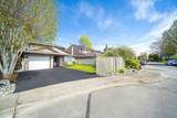 10651 Canso Crescent - Photo 4