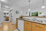 7831 Westminster Highway - Photo 10