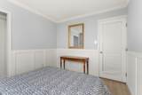 320 Royal Avenue - Photo 17