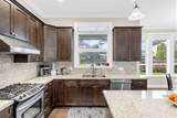 6079 Dunsmuir Crescent - Photo 11