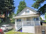 1041 James Avenue - Photo 1
