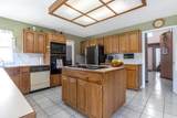 1859 Walnut Crescent - Photo 14