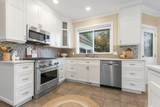 10269 Wildrose Drive - Photo 11