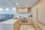 588 Broughton Street - Photo 7
