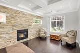 1020 Jay Crescent - Photo 11
