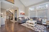 16329 8 Avenue - Photo 9