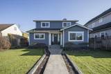 300 Douglas Crescent - Photo 1