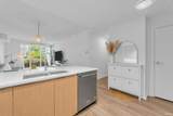 8940 University Crescent - Photo 3