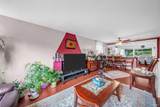 1112 Hansard Crescent - Photo 8