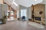 1372 Oxford Street - Photo 7