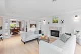2318 Oliver Crescent - Photo 11