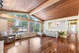 6457 Summit Crescent - Photo 4