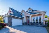 16067 14 Avenue - Photo 1